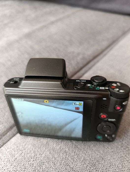 Фотоаппарат CASIO   EX ZS 200