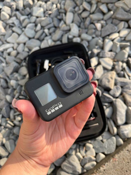 Екшн-камера GoPro Hero 8 з кріпленням на кепку