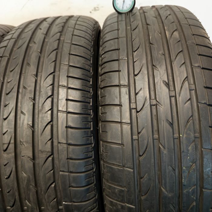 235/60R18 Bridgestone Dueler