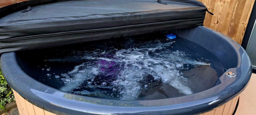 Jacuzzi ogrodowe PROMOCJA !!! DOSTĘPNA OD RĘKI - elektryczna