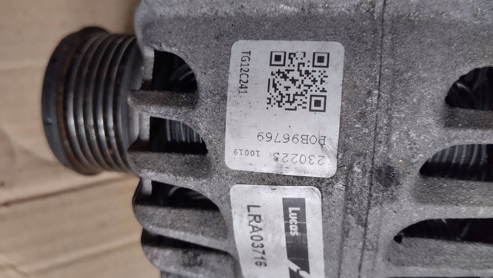 alternator renault clio iv captur i 1.5 dci lra03716