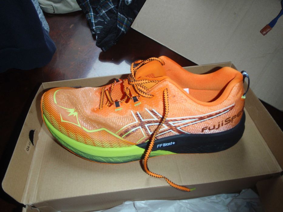 Nowe buty do biegania firmy Asics gel-Glorify 6