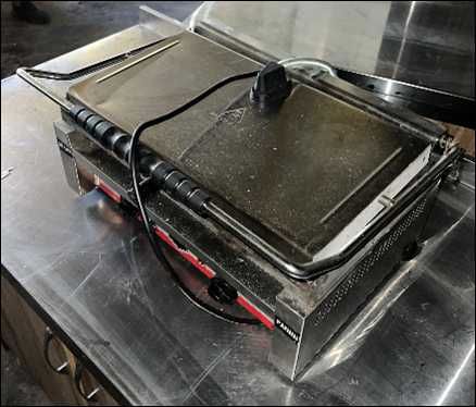 Обладнання та меблі для закладу харчування, нове