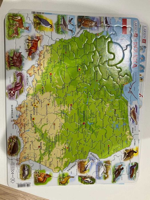 Puzzle LARSEN 2 sztuki Polska oraz Świat (60 i 80 elementów) 36x28