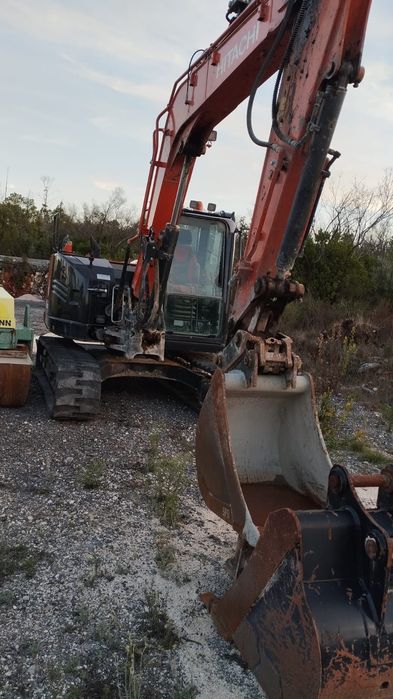 Giratória Hitachi 85