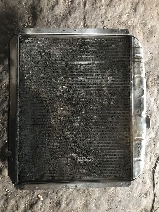 Радіатор зіл  жалюзі газ 53