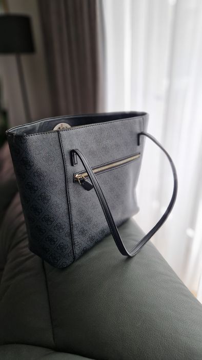 torba do ręki  Guess