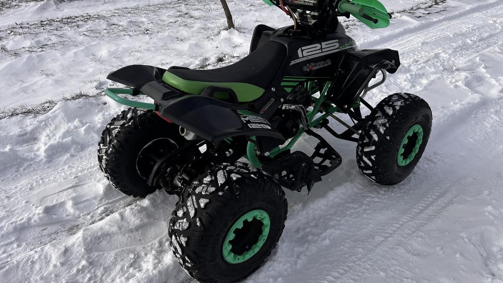 Продам квадроцикл у відмінному стані.