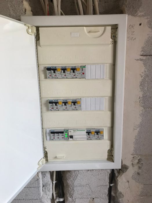 Elektryk, Usługi Elektryczne, Awarie, Instalacje Elektryczne