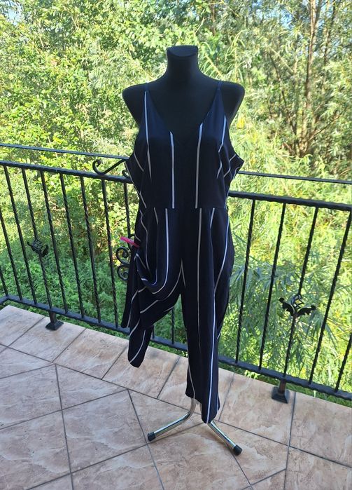 Kombinezon damski w paski długość 3/4 marka AX Paris rozmiar XL 42