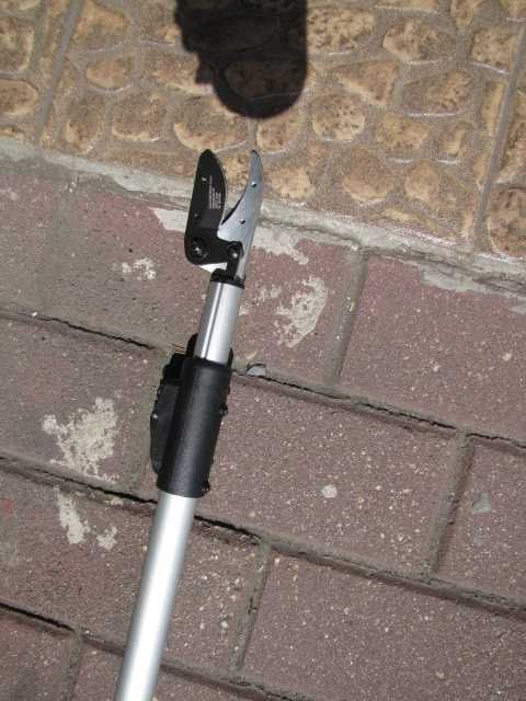 Con: P Narzędzie ogrodowe - teleskopowe aluminiowe nożyczki nożyce
