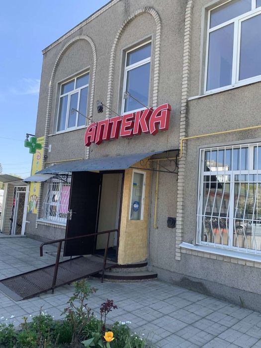 Продам приміщення смт Володарка