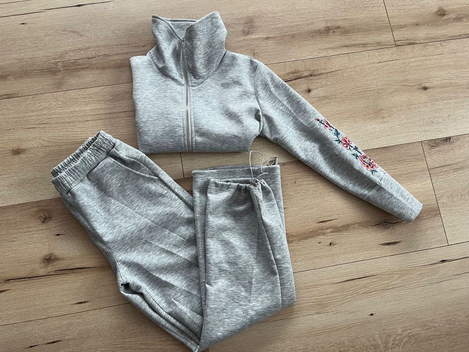 Dres oversize z haftem