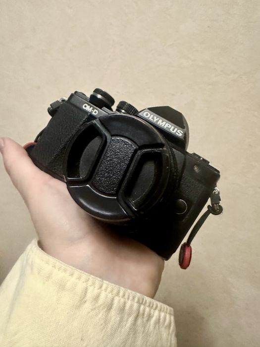 Olympus OM-D E-M10 Mark II