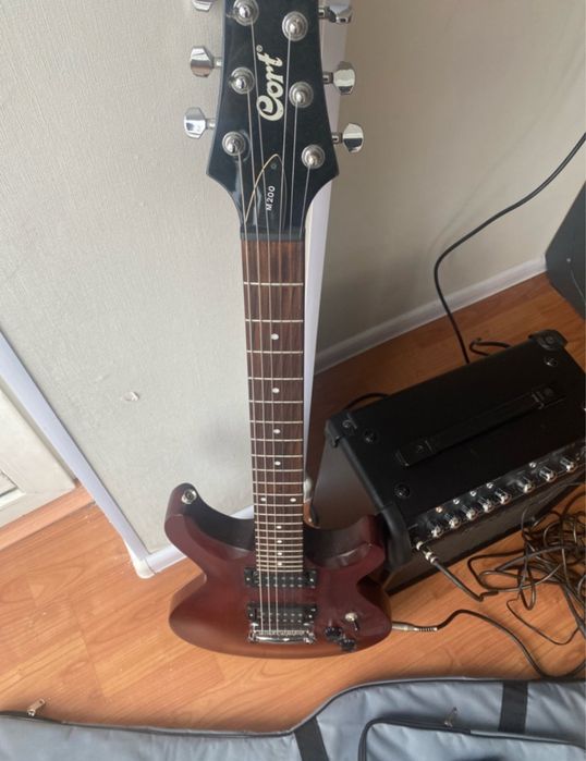 Електрогітара Cort M200 + комбік Line 6 Spider IV + процесор Zoom G1 ...