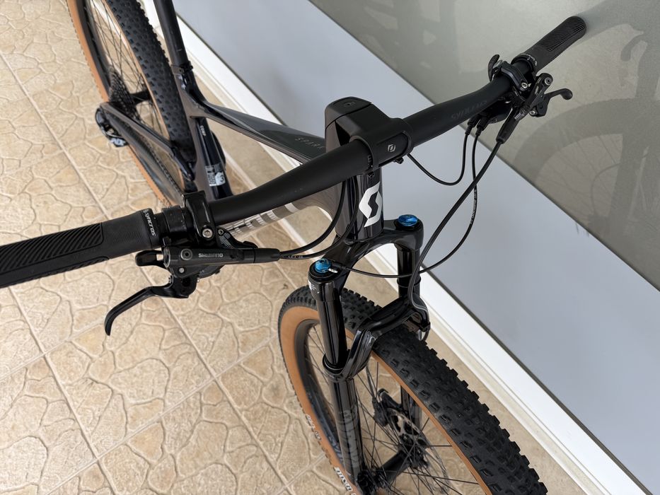 Bicicleta scott Suspensao total - carbono
