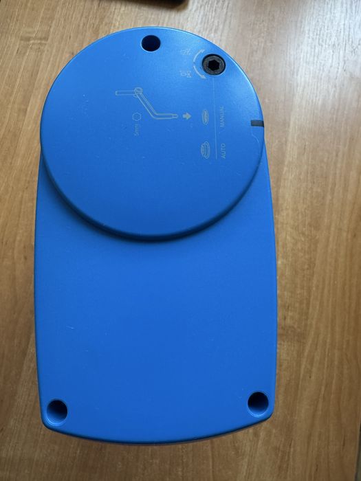 Siłownik liniowy do zaworów