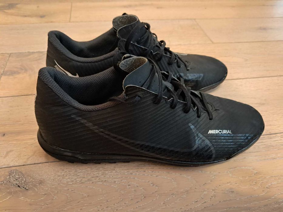 Сороканіжки Nike mercurial 27 см