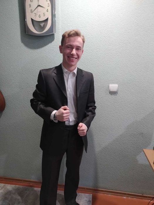 Мужской классический костюм. Размер 46-48