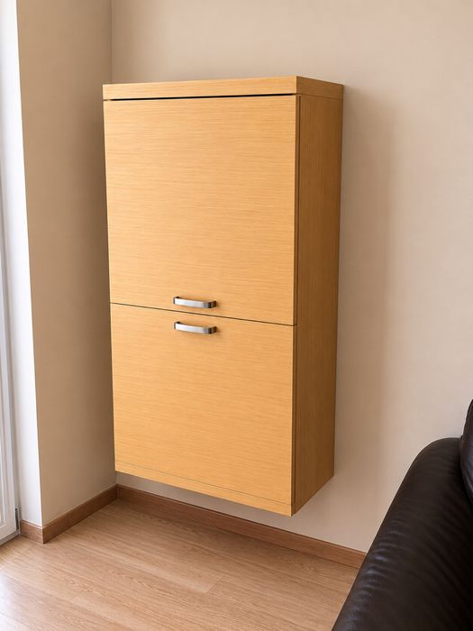 Szafka wisząca, okleina naturalna
