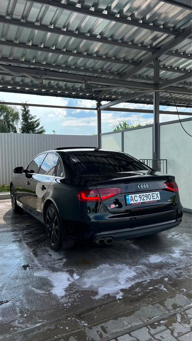 Audi A4 2012 VIN WAUBFAFL5DN031751 фото оголошення 4 з 15