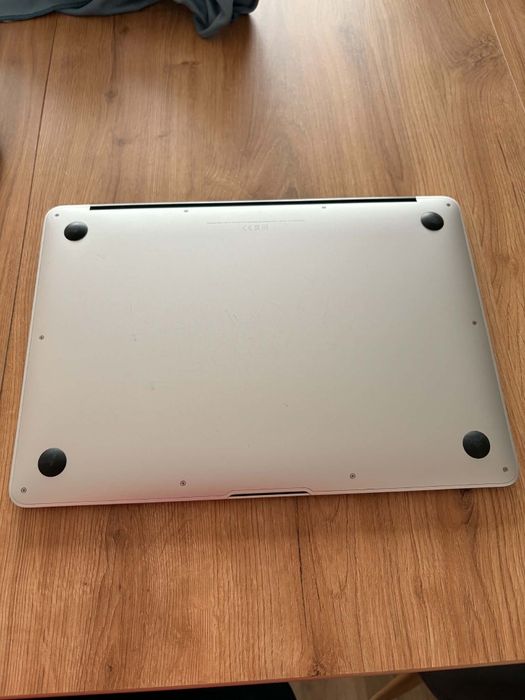 MacBook Air 13" 2017 i5 8GB
