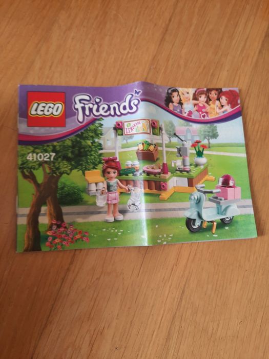Lego friends, stoisko z napojami