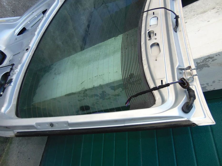 Ford Cougar tampa mala " usado em bom estado