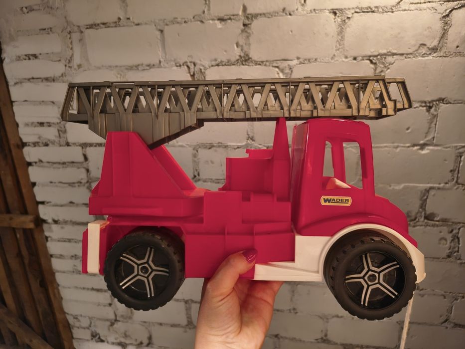 Wóz strażacki duży