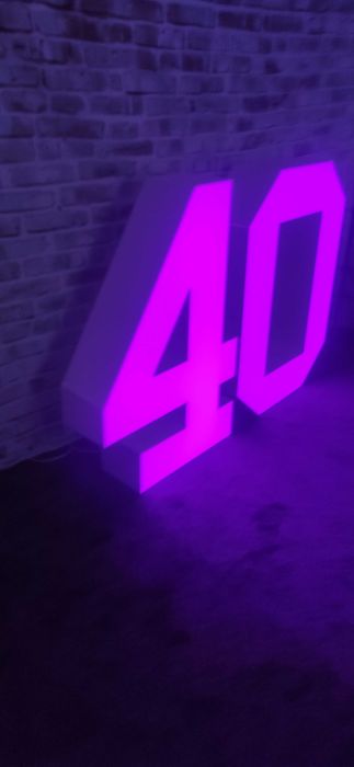 Cyfra 40 podświetlenie led