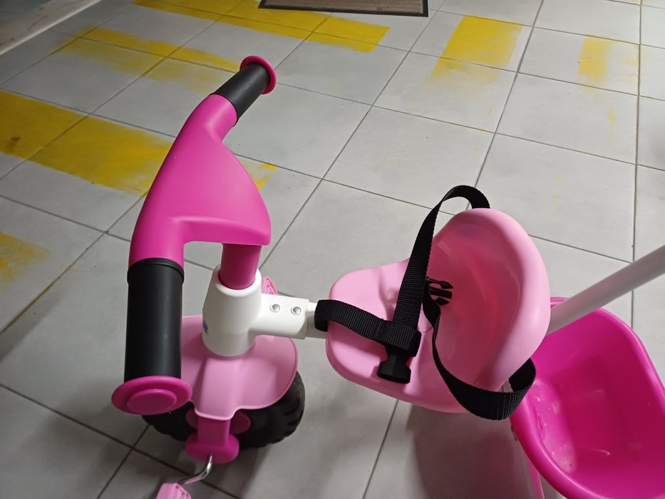 Triciclo Feber rosa