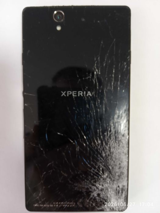 Sony Xperia Z (C6603) на запчастини / під відновлення. Плата 100% робоча