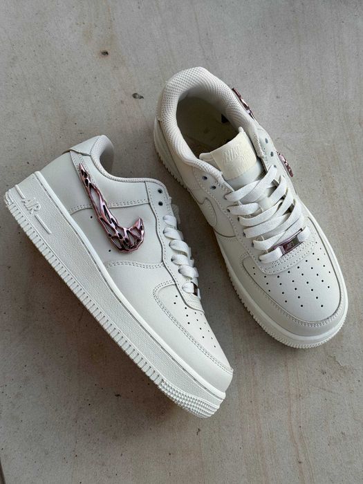 Женские кроссовки Nike Air Force 1 Low "Molten Metal Pink Swoosh"