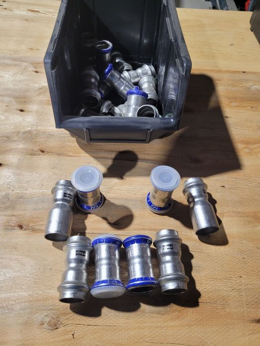 Mófy  redukcję fi 22mm inox kwasiak zacisk zapras  Vieg Geberit
