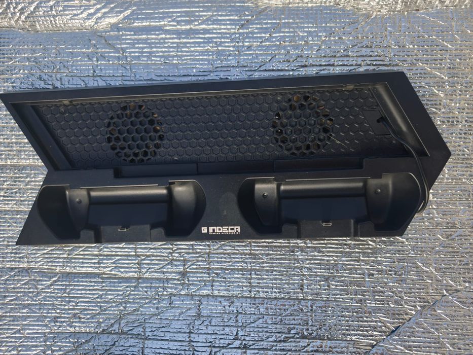 Ps4 Pro 1TB + extras