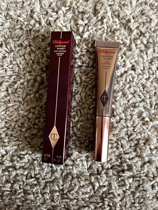 Charlotte Tilbury Contour Light Wand bronzer konturowanie Fair Medium