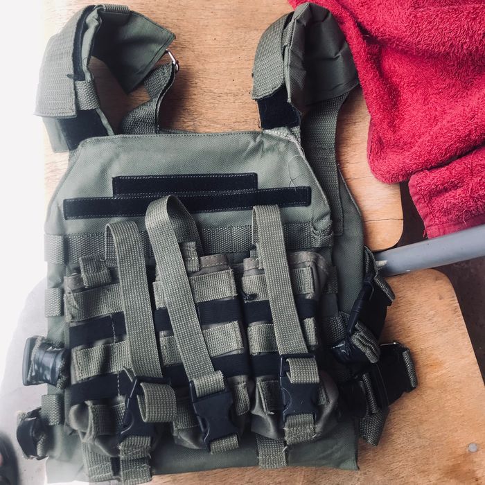 Плитоноска бронежилет