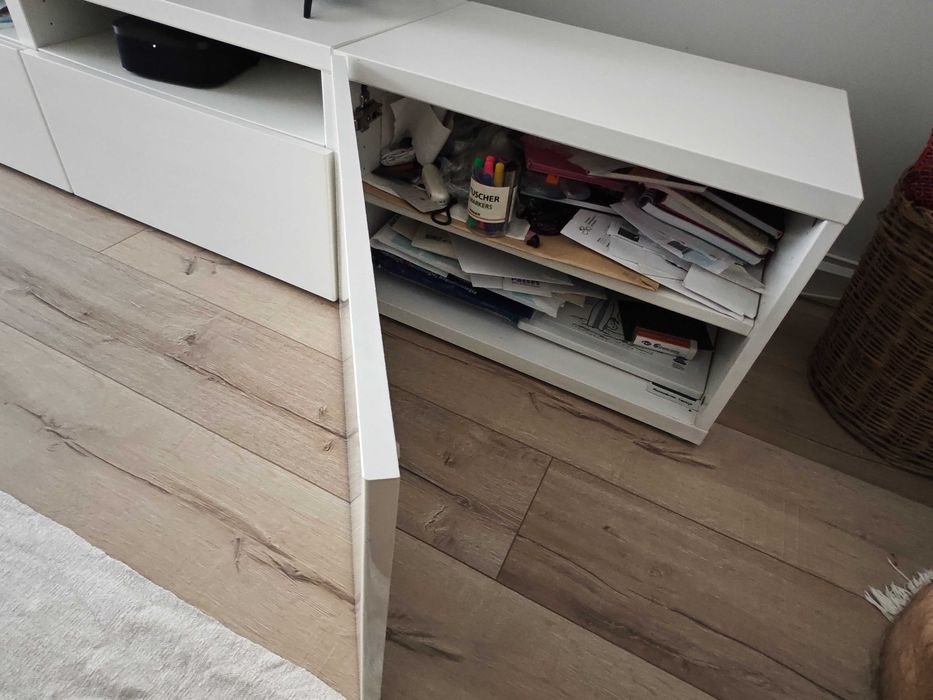 Conjunto de três móveis de sala