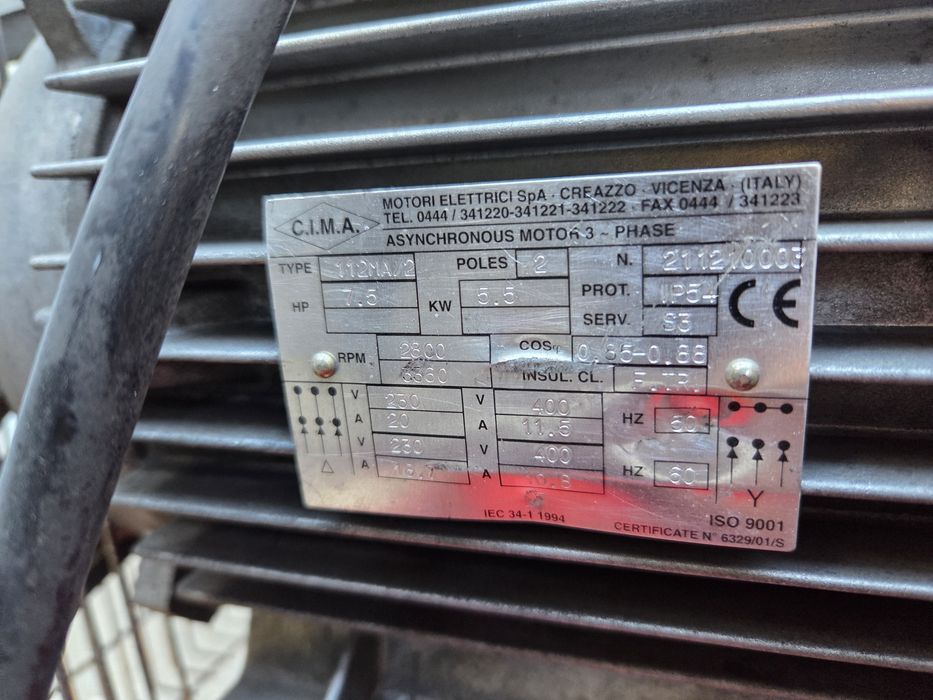 Kompresor powietrza  tłokowy sprężarka GGA made in italy 270L 10 bar 5,5kw
