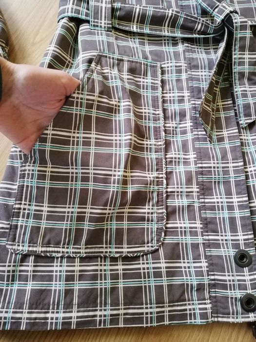 (r. 38/40) płaszcz sportowy wiatrówka Campus Aurora, krata