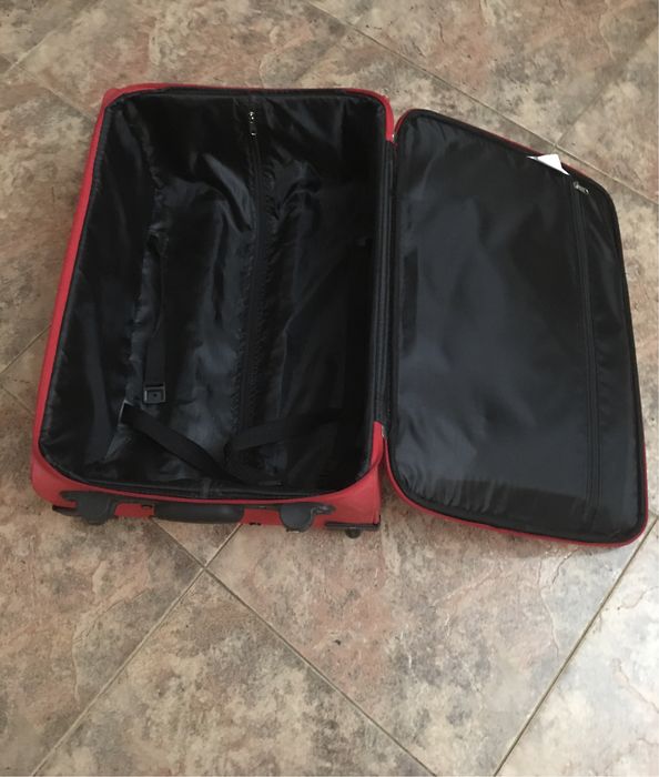 Mala Vermelha de Viagem