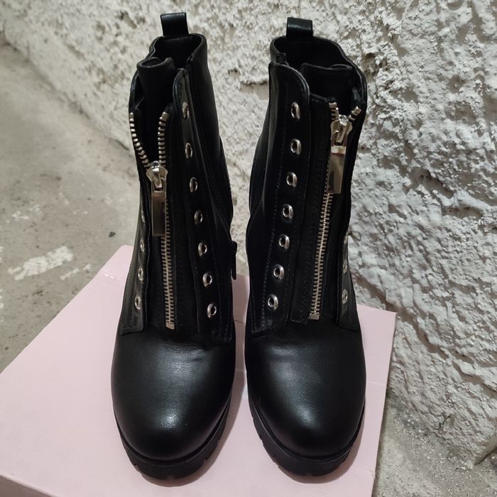 Buty damskie. Bardzo ładne.