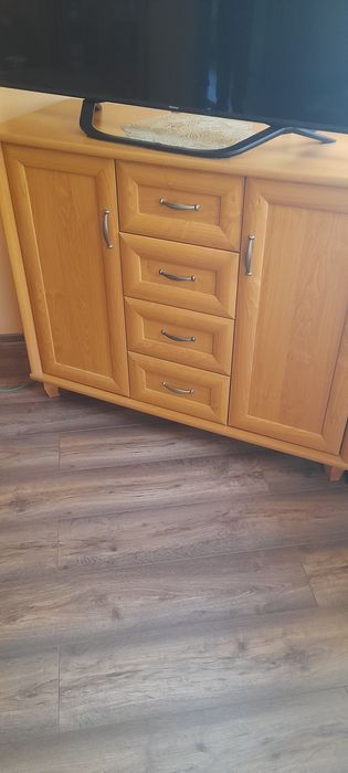 Sprzedam komodę w b.dobrym stanie