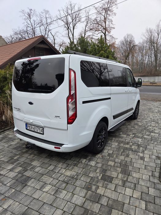 Ford custom ernst+onig 9osob