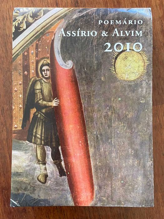 Vários livros em bom estado