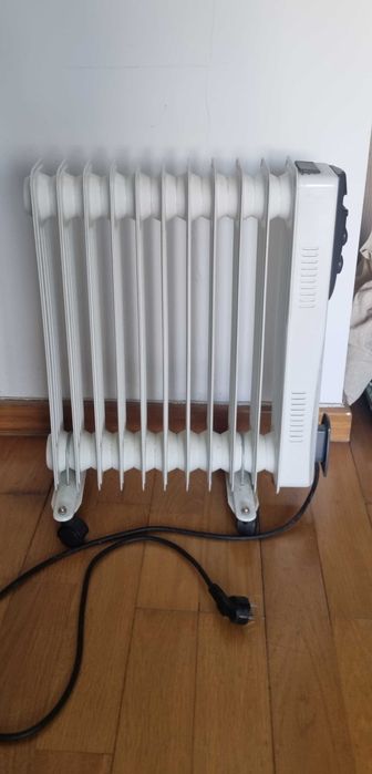 Aquecedor a Óleo KUNFT KOR-1319 (2500 W - Branco)