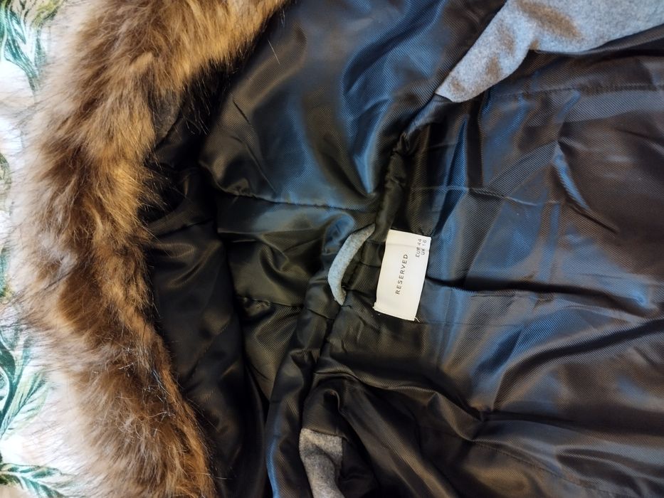 Nowy płaszczyk Reserved