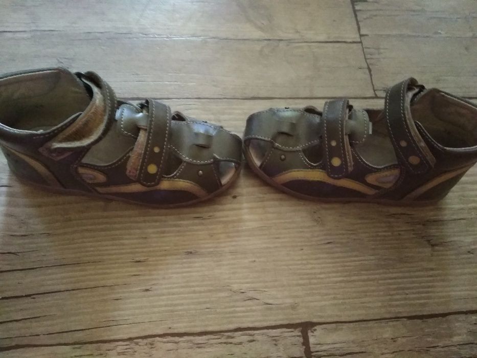 Buty ortopedyczne z wkładka skórzane rozm 27