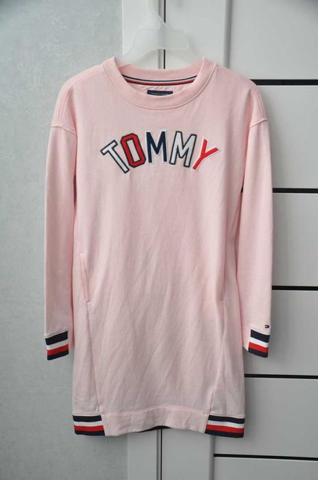 "TOMMY HILFIGER". Платье - свитшот для девочки. На 9 - 11 лет.