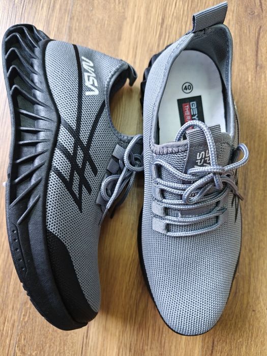 Buty sportowe NASA 40
